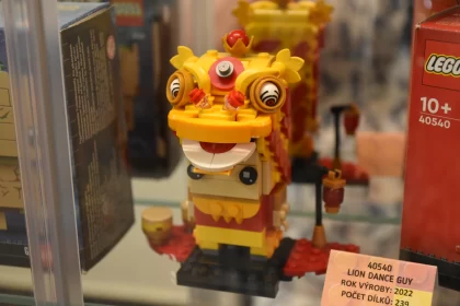 Lively Celebration: Bright Lego Lion Dance Guy Steals the Show