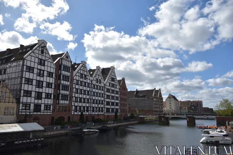 Discover the History and Charm of Gdańsk's Famous Canals and Harbourfront Free Stock Photo