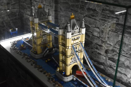 Lego Landmark Marvel: Tower Bridge Rises in Miniature Glory