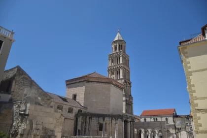Monolithic Bell Tower: A Testament to Romanesque Art and Christian Architecture