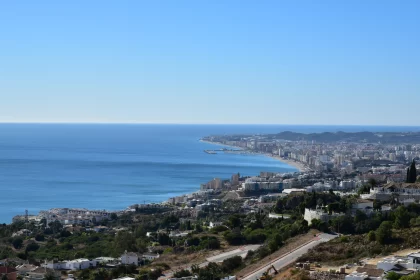 Mediterranean Cityscape: Where Metropolis Meets Ocean Free Stock Photo