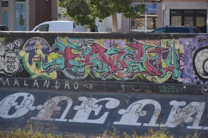 Urban Graffiti: A Splash of Color in a Concrete Jungle Free Stock Photo