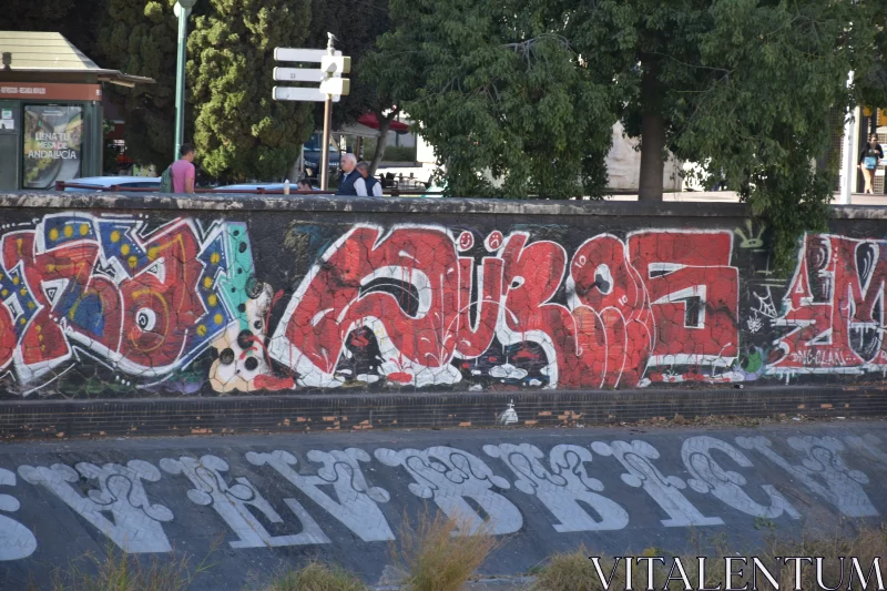Abstract Graffiti Mural in Urban Setting Free Stock Photo