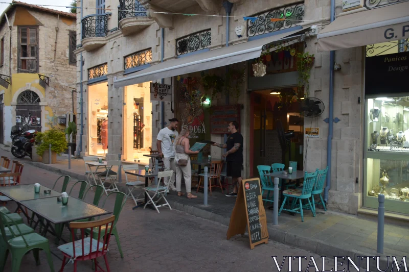 PHOTO Evening Street Dining in Limassol