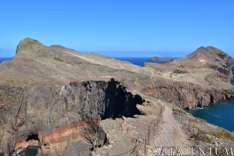 Madeira's Dramatic Coastal Landscape Free Stock Photo