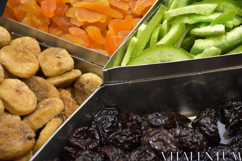 PHOTO Colorful Dried Fruit Arrangement