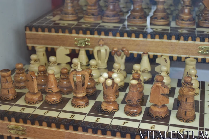 PHOTO Artistic Wooden Chess Pieces