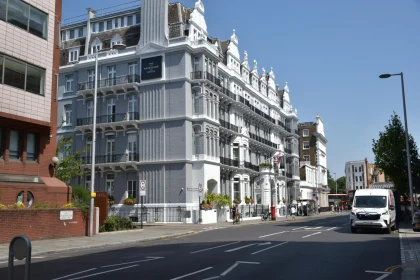 Elegant London Hotel Architecture