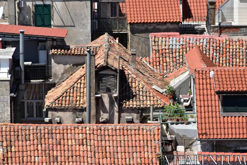 PHOTO Rustic Rooftop Architecture