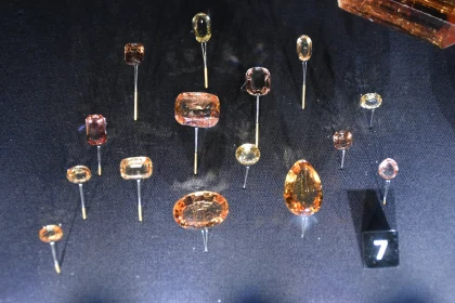 Exquisite Gemstone Exhibition