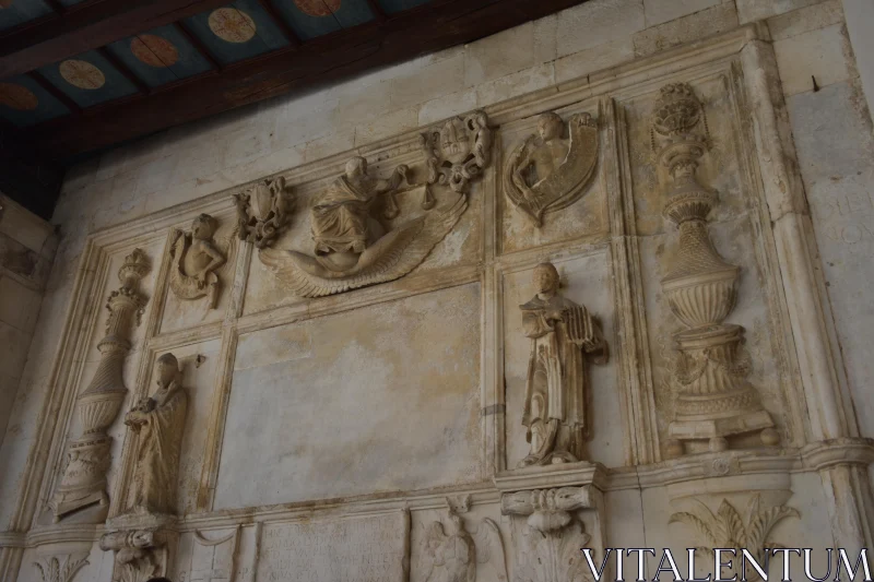 PHOTO Ornate Historical Stone Carvings