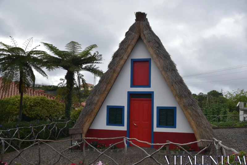 PHOTO Madeira's Iconic A-Frame Cottage