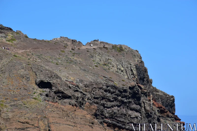 PHOTO Scenic Cliffside Pathway