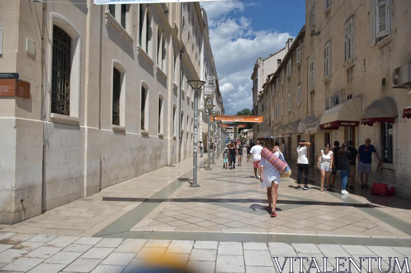 PHOTO European City Street Scene