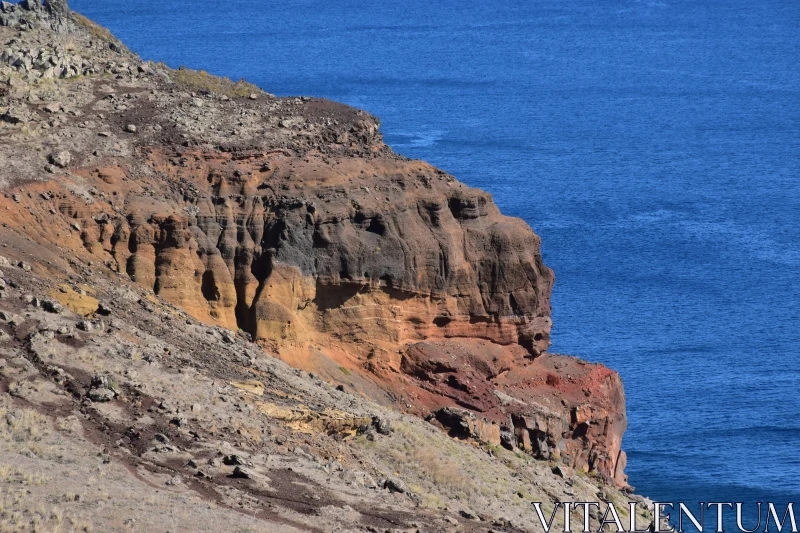 Cliff and Ocean View Free Stock Photo