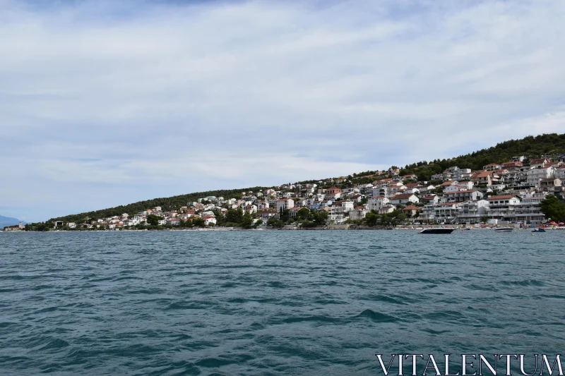 Coastal Community with Hillside View Free Stock Photo