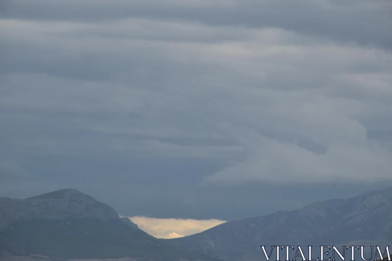 Mountains Shrouded in Clouds Free Stock Photo