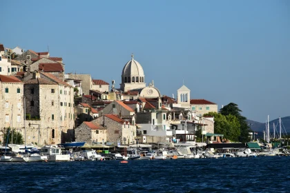 Šibenik's Scenic Marina and Architecture