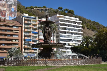 City Fountain and Residential Surroundings