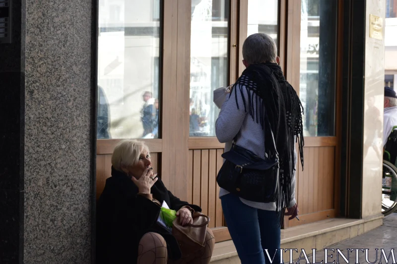 PHOTO City Sidewalk Interaction