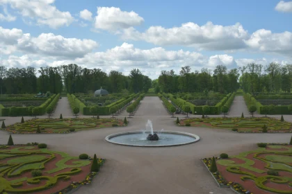 Rundale's Elegant Garden Panorama