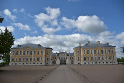 Latvian Baroque Gem: Rundāle Palace