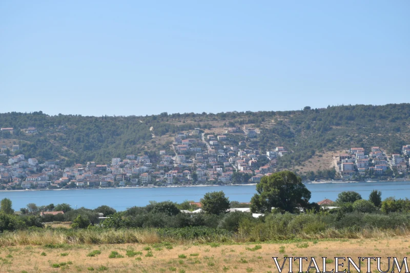 Tranquil Coastal Mediterranean Scene Free Stock Photo